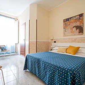 https://hotel-ascot-rome.it-romehotels.com